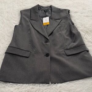 Elegant Gray Women's Sleeveless Vest